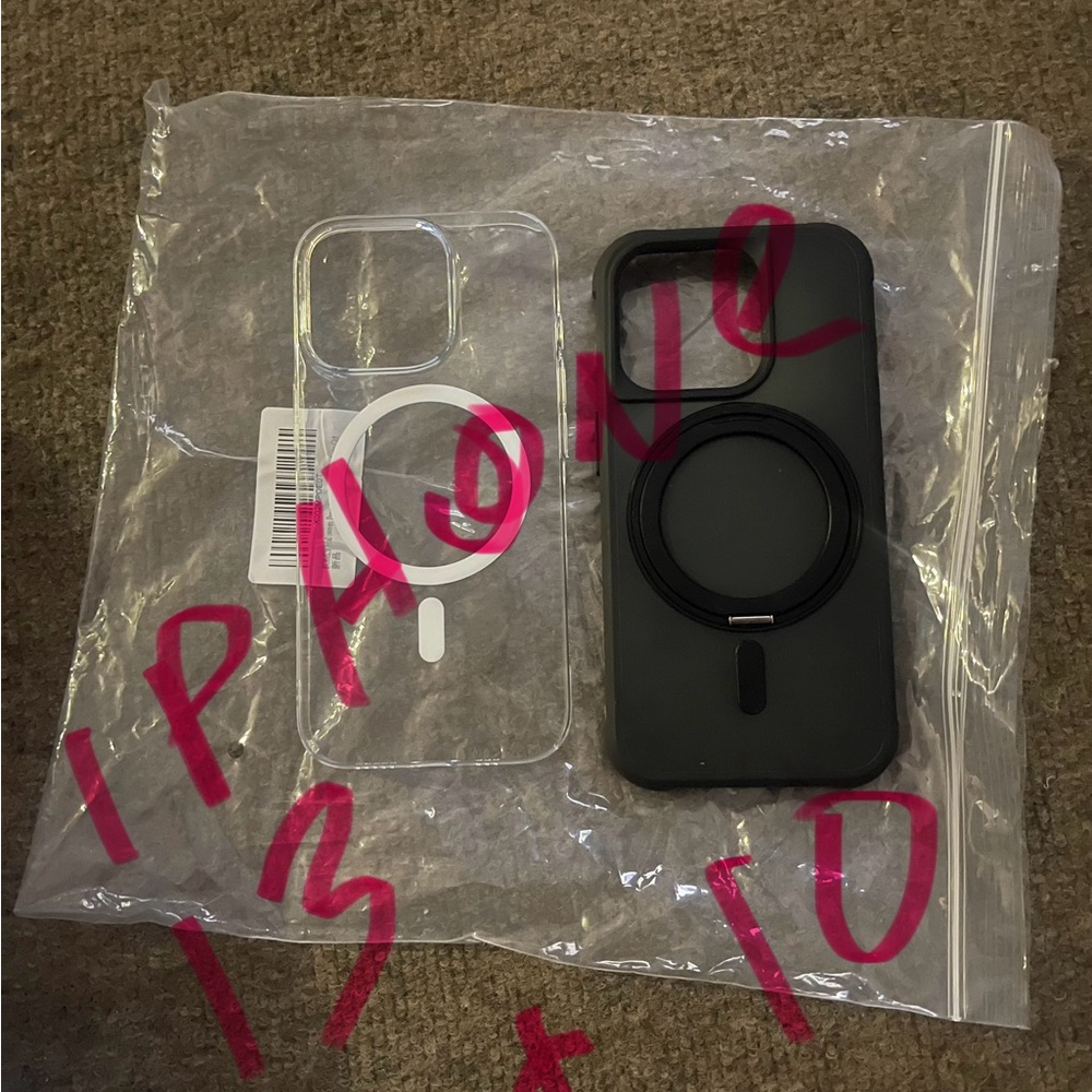 iPhone 13 & 14 Clear and Black Case Set